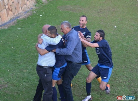 יחזרו לנצח? שחקני הפועל איכסל בימים יפים יותר (אחמד עויסאת)