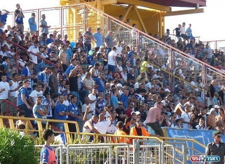 מספר אוהדים שהורסים להם את השם הטוב. קהל שעריים (גיא גולדפרב)