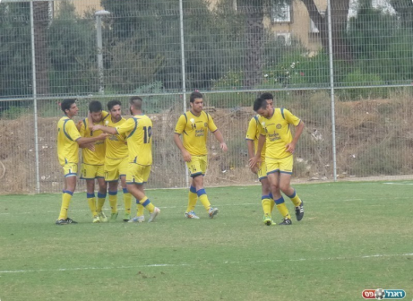 ינסו לנצח בקרית אונו. שחקני רו