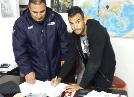 בינתיים חתם בכפר קאסם. אלקבץ (יח