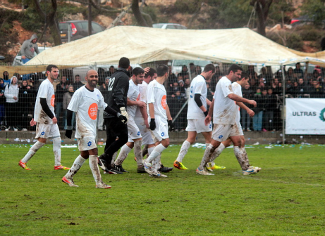 אלופי הסיבוב. שחקני בית