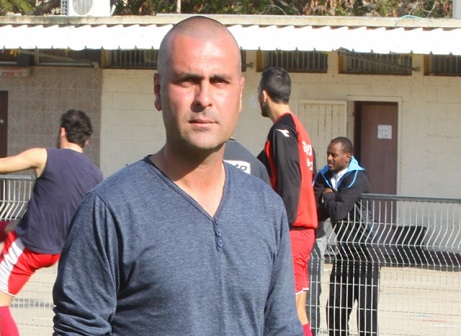 מגיע מתוך המועדון. ישראלוב (יח