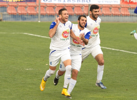 שער עצמי ושער שהחזיר את יפו למשחק. איתי שבו חוגג (קובי רוזן)