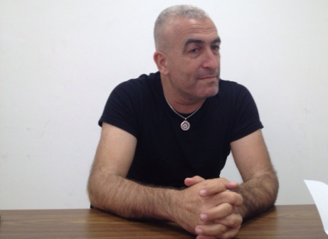 מביא את הדרך שלו. בכר (שקד מורג)