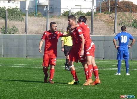 רוצים פליאוף עליון. שחקני רמת ישראל (אלי שמואלי)