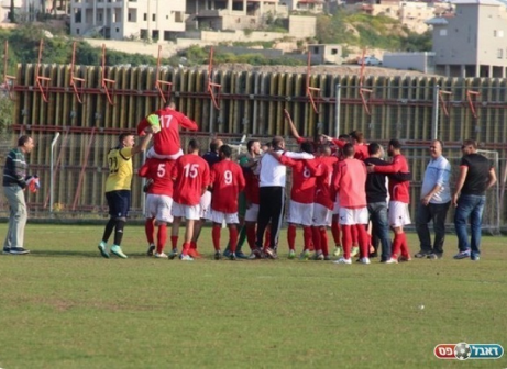 רוצים להבטיח את המקום השני. הפועל כפר קאסם (מוחמד סרסור)