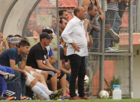 כרגע נשאר בתפקיד. אלי מחפוד (קובי רוזן)