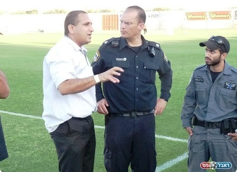 בדיר (משמאל) (גיא גולדפרב)