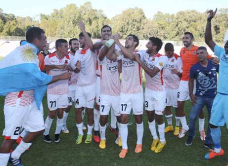 שחקני בני יהודה חוגגים (אלן שיבר, ערוץ הספורט)