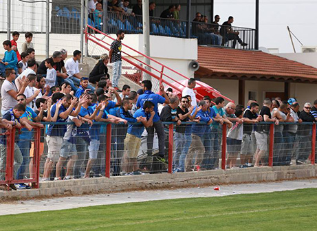 אוהדי בית שאן תומכים בגבלוע (ארנון לוי)