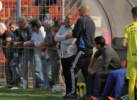 ירכזו את מירב העניין. הספסל של יפו (קובי רוזן)