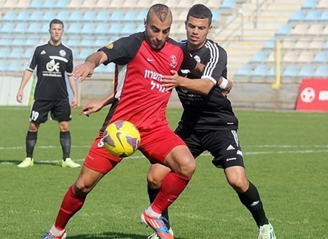 חלוצה החדש של נשר. זיאדה (לירן דורף)