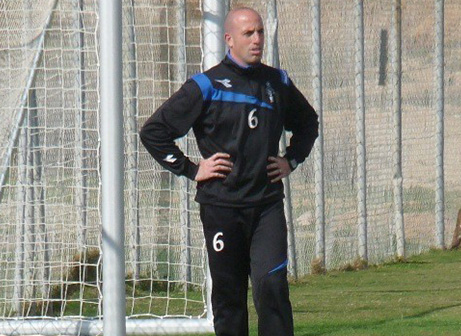 בונה סגל איכותי. מאמן הבקעה רון מרכוס (לירן דורף)