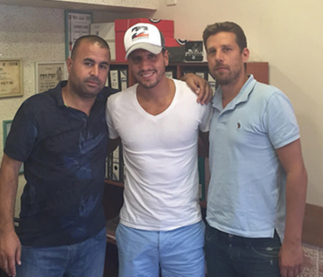 יקיר שינה. בחוץ לחודש וחצי