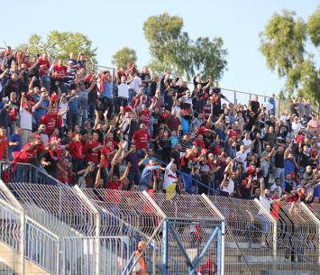 אוהדי כפר קאסם חוגגים (תאמר סרסור) 