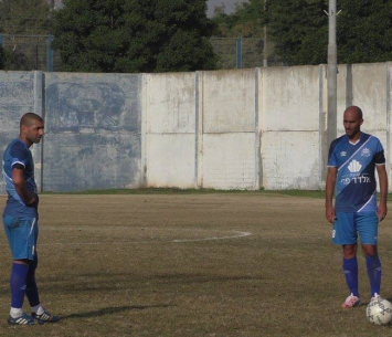 טועמה ואבוטבול (שקד מורג)