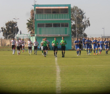 שחקני הקבוצות בפתיחת המשחק (דור היקה)