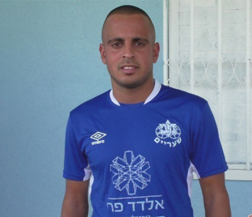 חג'ג במדי שעריים. פורע את השטרות באזור (שקד מורג)