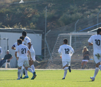 שחקני טבריה חוגגים ניצחון (עודד חסין)