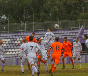 משחק סזיפי בוינטר (רפי נחמיאס)