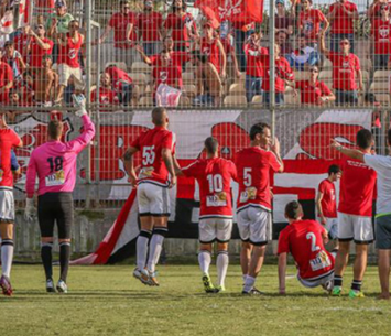 שחקני ״רובי שפירא״ חוגגים (וואסים מוואסי)