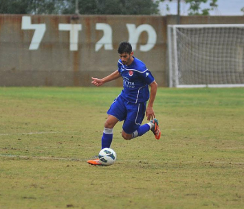 מורד. בדרך ללאומית (ארנון לוי)