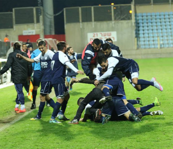 שחקני טבריה חוגגים ניצחון ענק (עודד חסין)