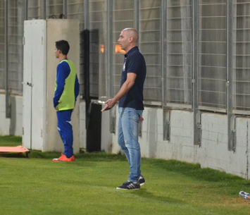 אלדד שביט. מאמן נשר (ארנון לוי)