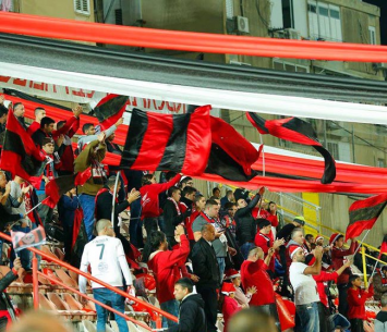 אוהדי הפועל אשדוד (דף הפייסבוק הרשמי)