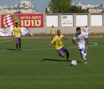 אחת עלתה, השנייה בדרך? יניב חולון נגד דימונה (אלי שמואלי)