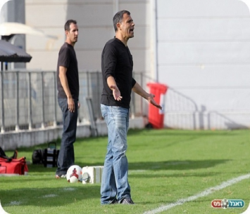 רוצה לבוא קטן ולצאת גדול. חכים