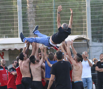 חייבים את המגרש הביתי. שחקני בני יפו (יוסף אבו מרסה)
