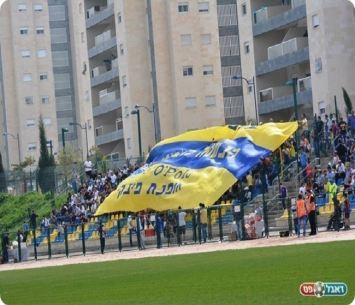 מה יעלה בגורלו של המועדון? אוהדי הקבוצה