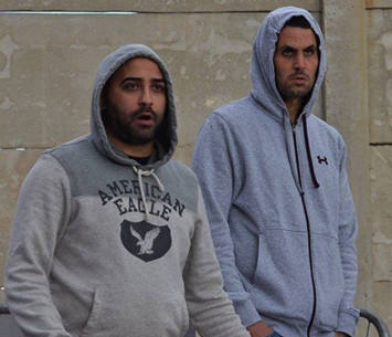 ראובן בניסטי (משמאל) יחד עם שלומי פרץ (בסט בול)