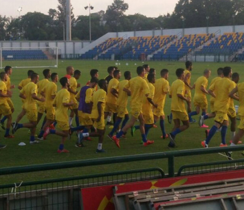 יוצאים לדרך. שחקני יבנה באימון הפתיחה