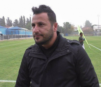 מכה לא פשוטה. מאמן הקבוצה אוהד בוגזלו (שקד מורג)