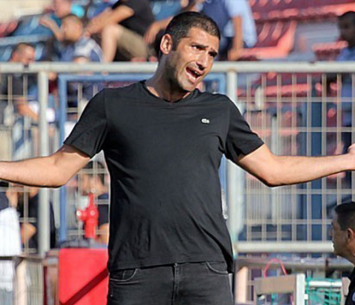 קרגולה מאמנה של 'קביליו' יפו (לירן דורף)