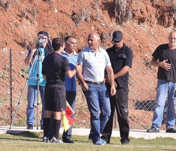 כועס מאוד. טויטו (ארנון לוי)