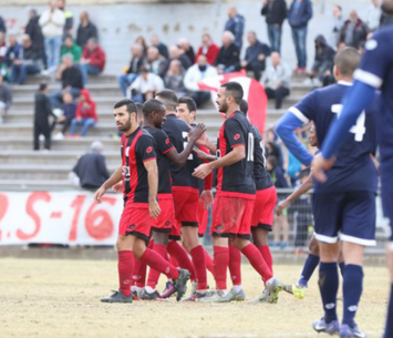 שחקני חדרה עם משחק אדיר (וואסים מוואסי)
