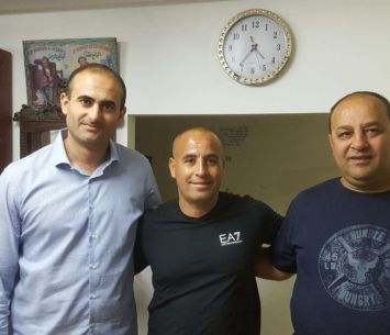 מאור. זכה לאמון