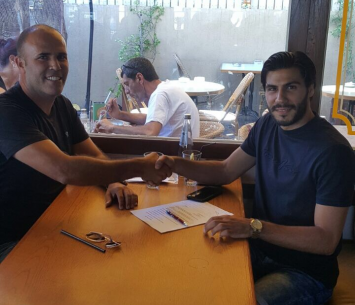 קדוסי במעמד החתימה