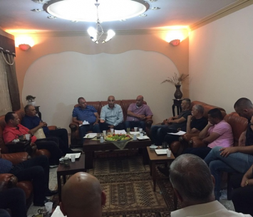 יריית הפתיחה. יושבי הראש בפגישה משותפת