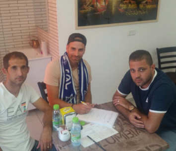 שי מימון במעמד החתימה