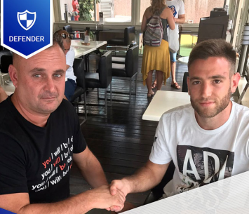 שאבו במעמד החתימה