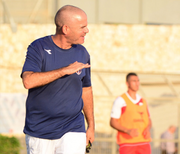 נהנה מהיתרון המשמעותי. עודד קוטר (אליעד לירון)