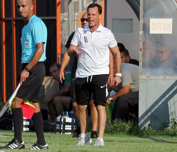 עדיין לא מתרגש. שוהם (לירן דורף)