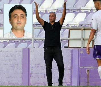 אהוד כחילה ומחזיק תיק הספורט