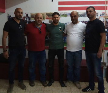 לוהב כיאל במעמד החתימה