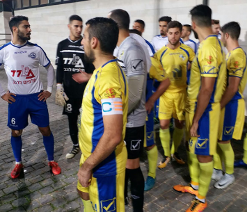 שחקני שתי הקבוצות (שלומי והבה)