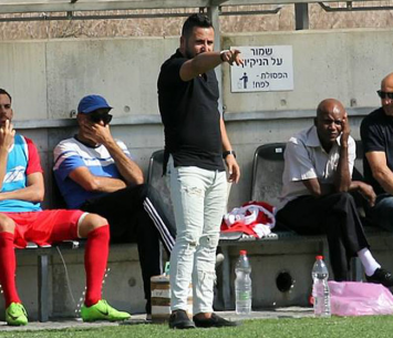 רוצה להיצמד לצמרת. בוזגלו